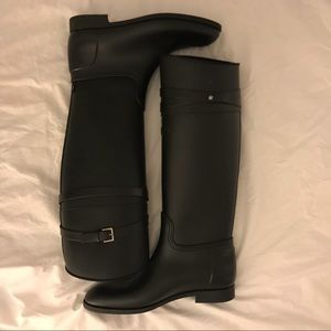 NWOT LK Bennett Petunia Wellington BLACK